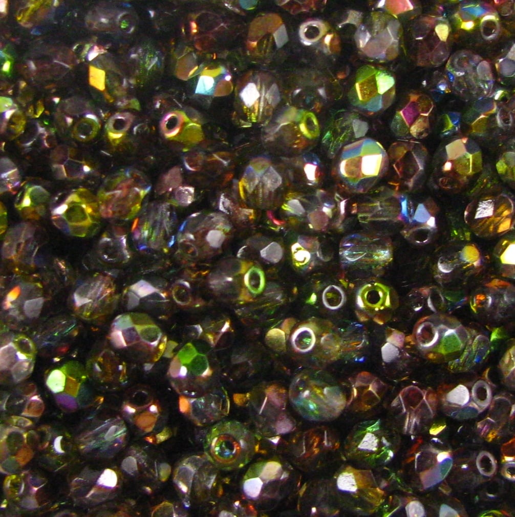 4mm Czech Fire Polish – 00030/95400 – Crystal Magic Green x 100