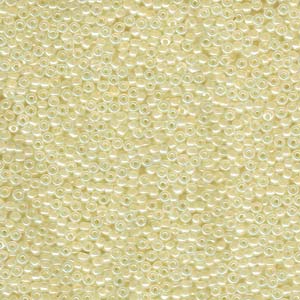 11/0 Miyuki Seed Beads - 25g Bag – Butter Cream Ceylon - Colour 527