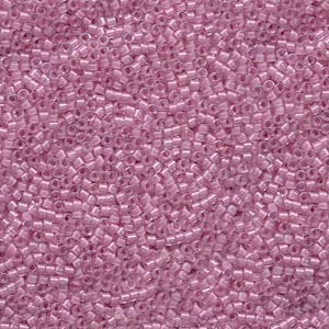 11/0 – Miyuki Delica - 5g Bag – Lined Pale Lilac AB – DB0072