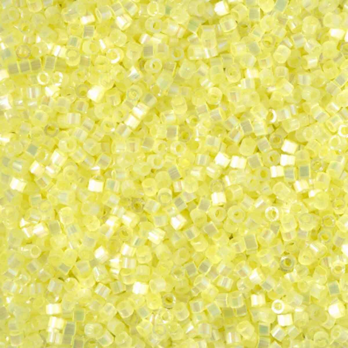 11/0 – Miyuki Delica - 5g Bag - Silk Inside Dyed Citron AB – DB1873