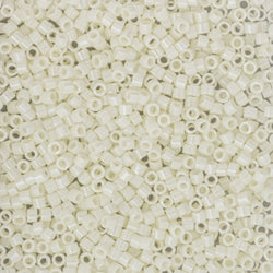 11/0 – Miyuki Delica – 5g Bag - Light Buttercream Ceylon – DB2402