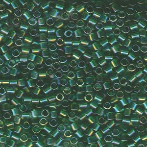 8/0 – Miyuki Delica 5g – Transparent Green AB – DBL0152