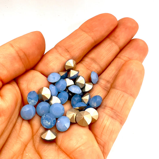 Aurora Pointy Back Chaton (C1028) SS39 – 8mm – Air Blue Opal – Pack of 2