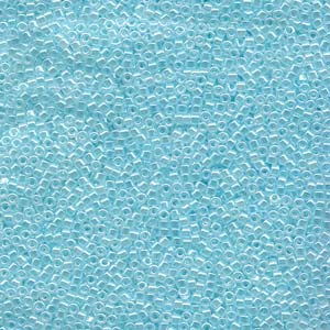 11/0 – Miyuki Delica - 5g Bag – Lined Crystal Light Aquamarine – DB0239