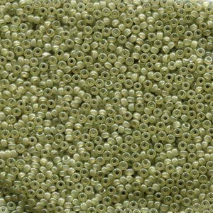 15/0 Miyuki Seed Beads - 5g Bag – Celery - Colour 2374