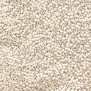 11/0 – Miyuki Delica - 5g Bag – Matte Opaque Pear – DB1581