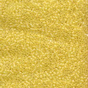 11/0 – Miyuki Delica - 5g Bag – Matte Pale Yellow AB – DB0854