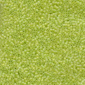 10/0 - Miyuki Delica - 5g Bag - Matte Chartreuse AB - DBM0860