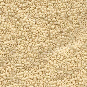 11/0 – Miyuki Delica - 5g Bag – Matte Opaque Cream AB – DB0883