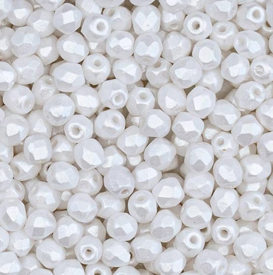 4mm Czech Fire Polish – 02010/29571 – Pastel Matte White x 100