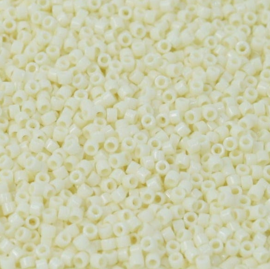 11/0 – Miyuki Delica - 5g Bag - Opaque Ivory – DB1130