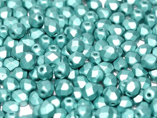 4mm Czech Fire Polish – 02010/29455 - Alabaster Metallic Emerald x 100